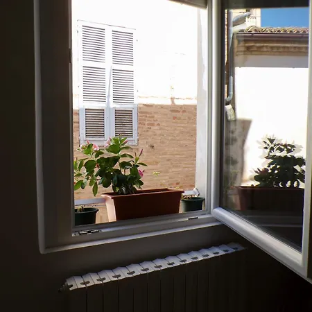 Casadolcecasa * Civitanova Alta